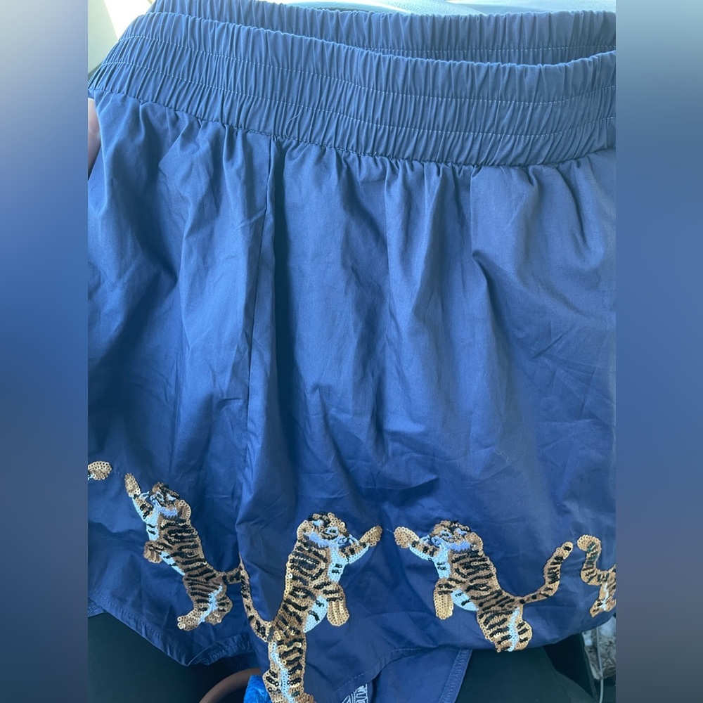 Queen of Sparkle tiger shorts. NWOT XL